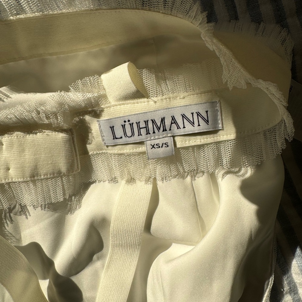Luhmann backless top - Picture 4 of 6